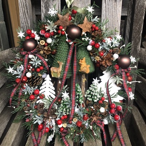 Karácsonyi ajtódísz fenyőerdőben - karácsony - karácsonyi lakásdekoráció - karácsonyi ajtódíszek - Meska.hu