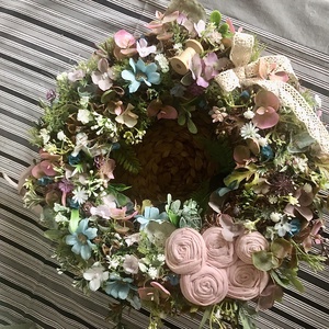 Virágos ajtódísz - otthon & életmód - dekoráció - ajtó- és ablak dekoráció - ajtódísz & kopogtató - Meska.hu