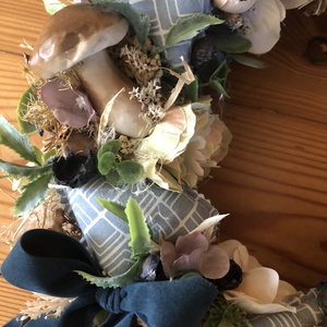 Ajtódísz szivecskékkel, gombákkal - otthon & életmód - dekoráció - ajtó- és ablak dekoráció - ajtódísz & kopogtató - Meska.hu