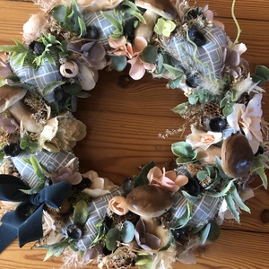 Ajtódísz szivecskékkel, gombákkal - Meska.hu