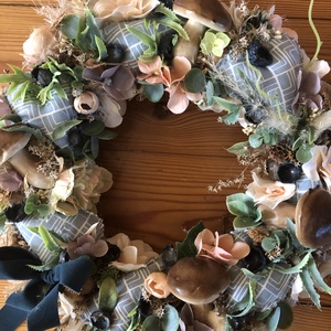 Ajtódísz szivecskékkel, gombákkal - otthon & életmód - dekoráció - ajtó- és ablak dekoráció - ajtódísz & kopogtató - Meska.hu