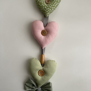 Lakásdekorációk szivecskékkel - otthon & életmód - dekoráció - ajtó- és ablak dekoráció - ajtódísz & kopogtató - Meska.hu