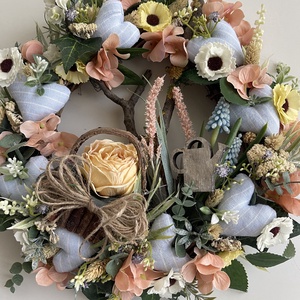 Ajtódísz kosárkával szivecskékkel tavasz-nyár - Meska.hu