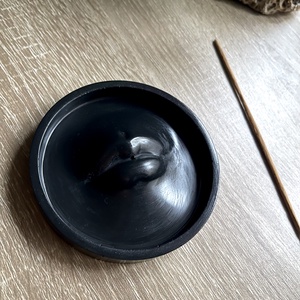 LIPS füstölőtartó - otthon & életmód - dekoráció - spiritualitás - füstölő és füstölőtartó - Meska.hu