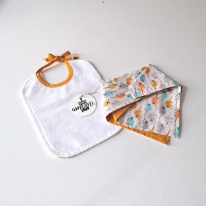 Előke és nyálkendő csecsemők részére - ruha & divat - babaruha & gyerekruha - előke & nyálkendő - Meska.hu