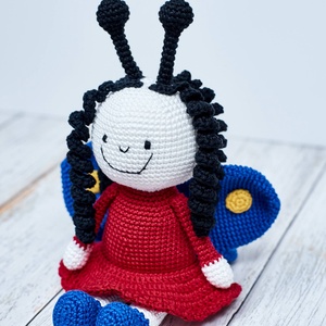 PIHE a lepkelány, horgolt mesefigura - játék & sport - baba & babaház - baba - Meska.hu