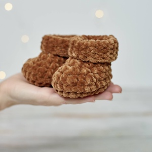 Pihe-puha horgolt babacipő választható színekben - ruha & divat - babaruha & gyerekruha - babafotózási ruha és kellék - Meska.hu