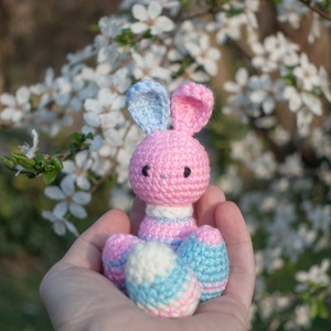  Húsvéti csomag: horgolt nyuszi tojásokkal kosárkában (limitált) - játék & sport - plüssállat & játékfigura - nyuszi - Meska.hu