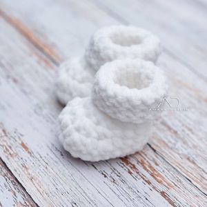 Babaköszöntő szett - horgolt NAGY polip és babacipő szettben - játék & sport - Meska.hu