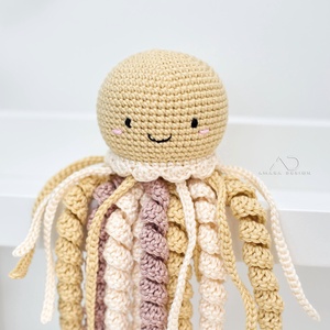 Horgolt KÖZEPES homokszínű polip - játék & sport - babalátogató ajándékcsomag - Meska.hu Horgolt KÖZEPES homokszínű polip - játék & sport - babalátogató ajándékcsomag - Meska.hu