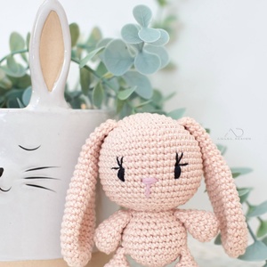 ZsebAmara - horgolt MINI nyuszi marokfigura lógó fülekkel, Játék & Sport, Plüssállat & Játékfigura, Nyuszi, Horgolás, MESKA