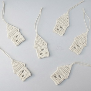 Mesebeli házikók - horgolt karácsonyfadísz, ajándékkísérő 6db/csom, Karácsony, Karácsonyi lakásdekoráció, Karácsonyfadíszek, Horgolás, MESKA