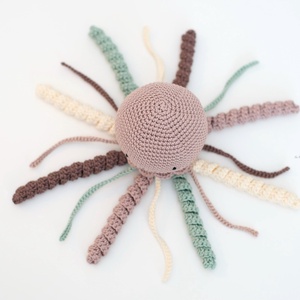 Horgolt NAGY bézs polip  - baba - mama - babalátogató ajándékcsomag - Meska.hu