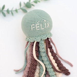 Horgolt NAGY rezeda polip  - baba - mama - babalátogató ajándékcsomag - Meska.hu