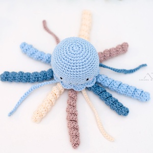 Horgolt KIS kék polip - játék & sport - plüssállat & játékfigura - polip, medúza - Meska.hu