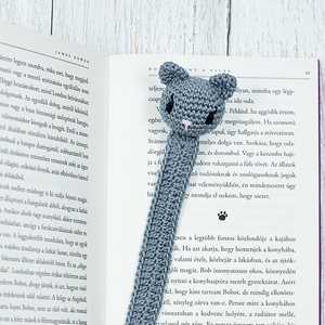 Horgolt könyvjelző - CICA - könyv & zene - könyvjelző - Meska.hu