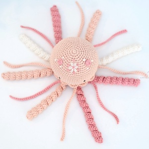 Bababarát horgolt polip, ajándék babáknak - játék & sport - plüssállat & játékfigura - polip, medúza - Meska.hu