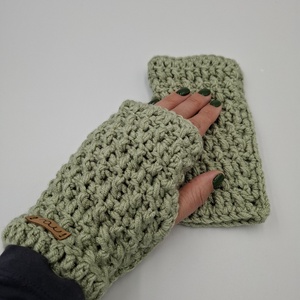 Horgolt kesztyű - Meska.hu