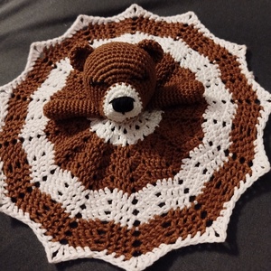 Horgolt macis szundikendő - játék & sport - babalátogató ajándékcsomag - Meska.hu Horgolt macis szundikendő - játék & sport - babalátogató ajándékcsomag - Meska.hu