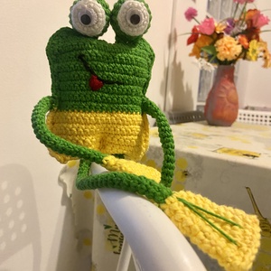 Amigurumi horgolt béka figura - Meska.hu