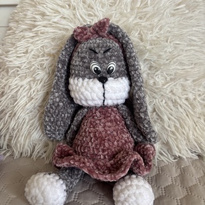 Horgolt amigurumi nyuszi lány - Meska.hu
