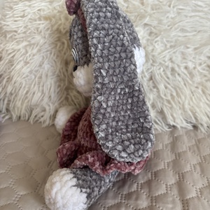 Horgolt amigurumi nyuszi lány - játék & sport - plüssállat & játékfigura - nyuszi - Meska.hu