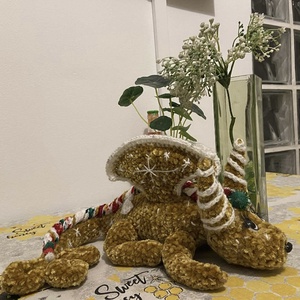 Karácsonyi sárkány mézi amigurumi figura - játék & sport - plüssállat & játékfigura - plüss sárkány - Meska.hu