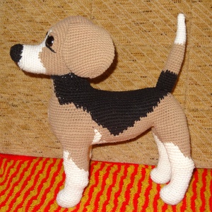 Horgolt beagle - játék & sport - plüssállat & játékfigura - kutya - Meska.hu