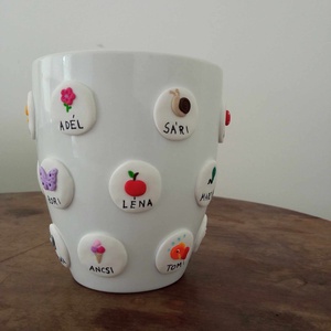 Ovis és bölcsis ballagási kaspó kisgyermeknevelőknek (bölcsis néniknek), dajkáknak, óvó néniknek, technikai dolgozóknak - otthon & életmód - dekoráció - virágdísz és tartó - cserép & kaspó - Meska.hu