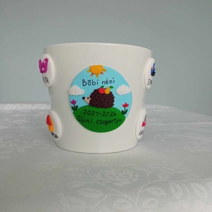 Ovis bölcsis jeles neves virágkaspó kisgyermeknevelőknek, óvó néniknek, dajkáknak, pedagógusoknak, technikai dolgozóknak - otthon & életmód - dekoráció - virágdísz és tartó - cserép & kaspó - Meska.hu