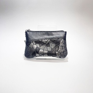 Sötét ezüst - szürke mintás ívelt egy cipzáras kulcstartó C8001 - táska & tok - kulcstartó & táskadísz - kulcstartó - Meska.hu