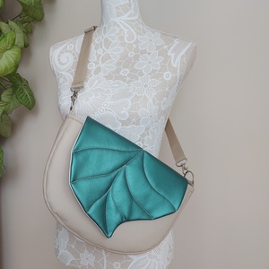 Leveles oldaltáska - Meska.hu