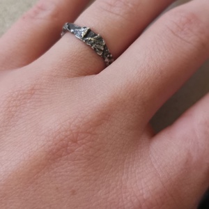 Amorf karika gyűrű - ékszer - gyűrű - kerek gyűrű - Meska.hu