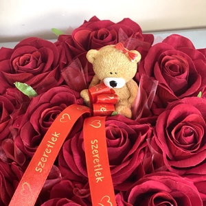Bársony rózsa box - otthon & életmód - dekoráció - virágdísz és tartó - virágbox, virágdoboz - Meska.hu