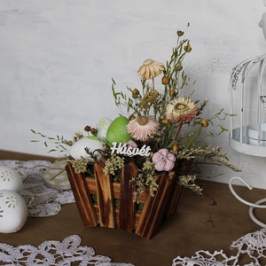 Húsvéti asztaldísz zöld-fehér tojásokkal, Otthon & Lakás, Dekoráció, Asztal és polc dekoráció, Asztaldísz, Virágkötés, MESKA