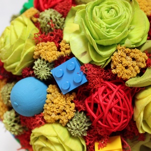 Ballagási csokor Lego kockákkal (zöld-kék-piros) - otthon & életmód - dekoráció - virágdísz és tartó - csokor & virágdísz - Meska.hu
