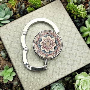 Mandala csempe virág mintázatú Üveglencsés Táska Akasztó Táskaakasztó, Táska & Tok, Kulcstartó & Táskadísz, Táskaakasztó, Üvegművészet, MESKA
