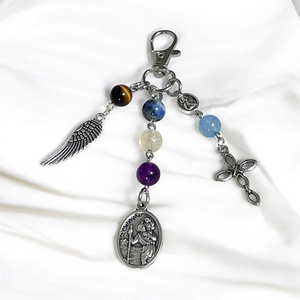 Szent Kristóf védelmező amulett a szűz csillagjegy ásványaiból 5635066, Táska & Tok, Kulcstartó & Táskadísz, Táskadísz, Ékszerkészítés, MESKA