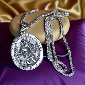 Nemesacél Szent Kristóf amulett medál talizmán nemesacél kapcsos láncon, Ékszer, Nyaklánc, Medálos nyaklánc, Ékszerkészítés, MESKA