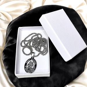 Ezüst színű Mihály arkangyal nemesacél medál védelmező amulett talizmán ezüst színű nemesacél láncon - ékszer - nyaklánc - medálos nyaklánc - Meska.hu