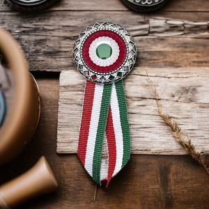 Üveglencsés kokárda, Ékszer, Kitűző és Bross, Ékszerkészítés, Üvegművészet, MESKA