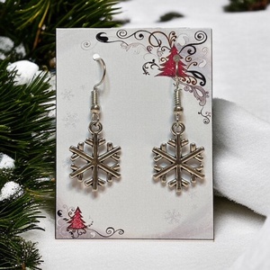 Karácsonyi lógó fülbevaló ezüst színű hópehely 5632520 - Meska.hu