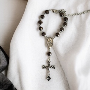 Autós rózsafüzér, tizedes rózsafüzér grafitszürke csiszolt swarovski üvegkristály gyöngyökből 5641707 - Meska.hu