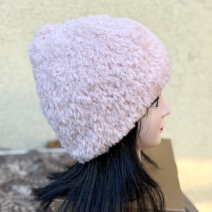 Szőrme hatású meleg kötött női sapka gyerek tini méret barackrózsaszín 5637578 - ruha & divat - sál, sapka, kendő - sapka - Meska.hu