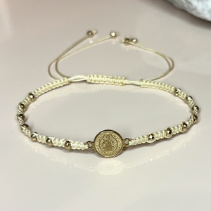 Szent Benedek arany színű nemesacél medállal hematit csomózott  makramé karkötő 5637360, Ékszer, Karkötő, Fonott karkötő, Ékszerkészítés, Csomózás, MESKA