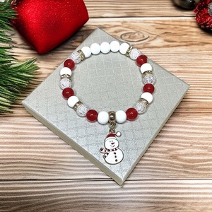 Női karácsonyi ásványkarkötő hóember medállal 5412557, Ékszer, Karkötő, Ásványkarkötő, Ékszerkészítés, Gyöngyfűzés, gyöngyhímzés, MESKA