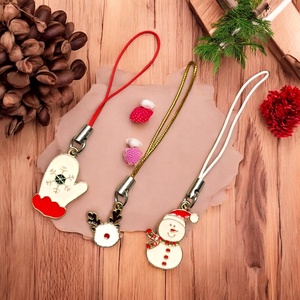 3 db Mobiltelefon dísz mobil charm ajándékkísérő karácsony mikulás télapó témában 003, Karácsony, Karácsonyi ajándékozás, Karácsonyi képeslap, üdvözlőlap, ajándékkísérő, Ékszerkészítés, MESKA