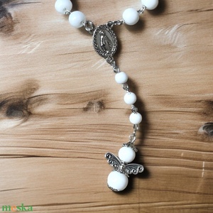 Védelmező Angyal Autós rózsafüzér, tizedes rózsafüzér fehér jáde ásványokból 5673712 - otthon & életmód - vallás - lánc & füzér - Meska.hu