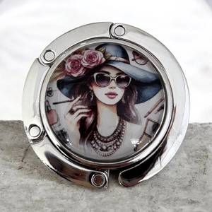 Trendi Csajos Virágos kalapos napszemüveges divatos Táska Akasztó Táskaakasztó táskatartó 5726806 - táska & tok - kulcstartó & táskadísz - táskaakasztó - Meska.hu