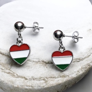 Magyar nemzeti színű szív lógó fülbevaló nemesacél alapon - Meska.hu